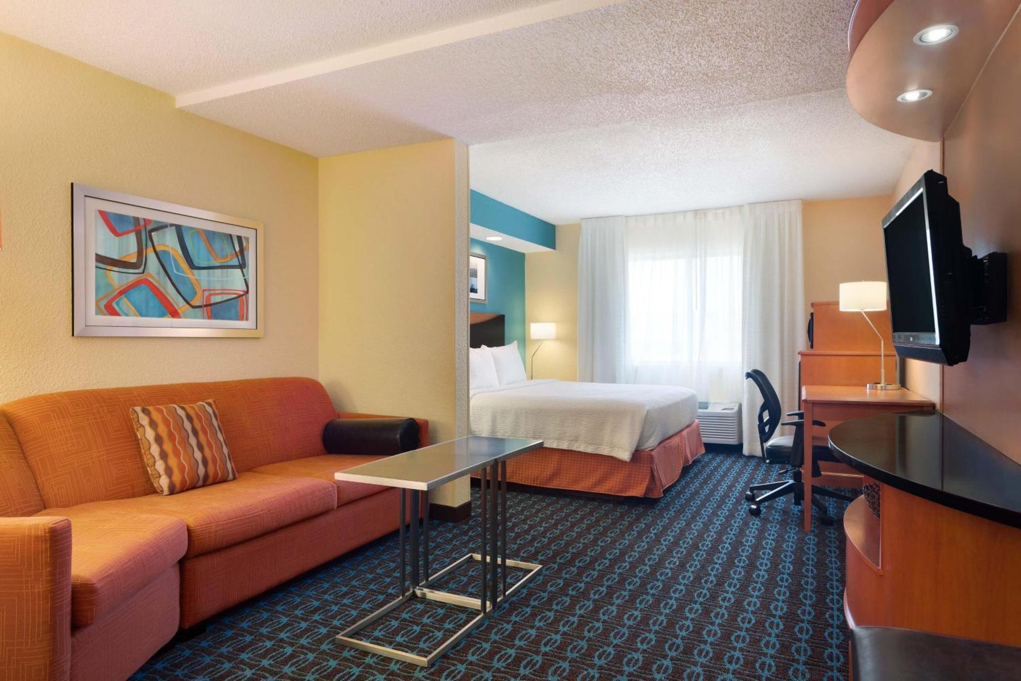 Fairfield Inn & Suites Waco South Exterior photo