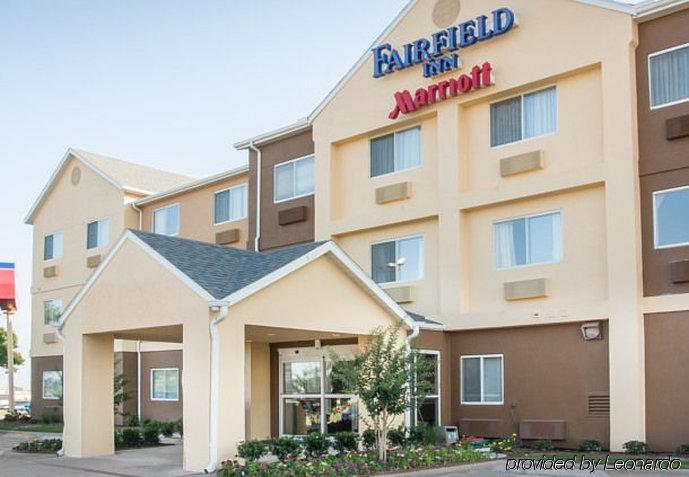 Fairfield Inn & Suites Waco South Exterior photo